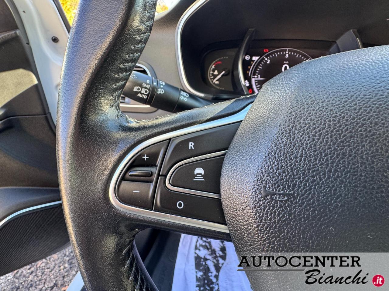 Renault Megane Sporter 1.5 blue dci Intens 115cv edc my19