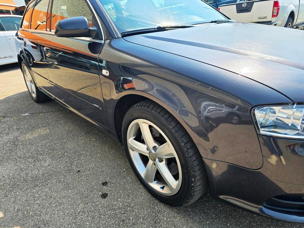 Audi A4 AVANT 2.0 TDI 170CV S LINE