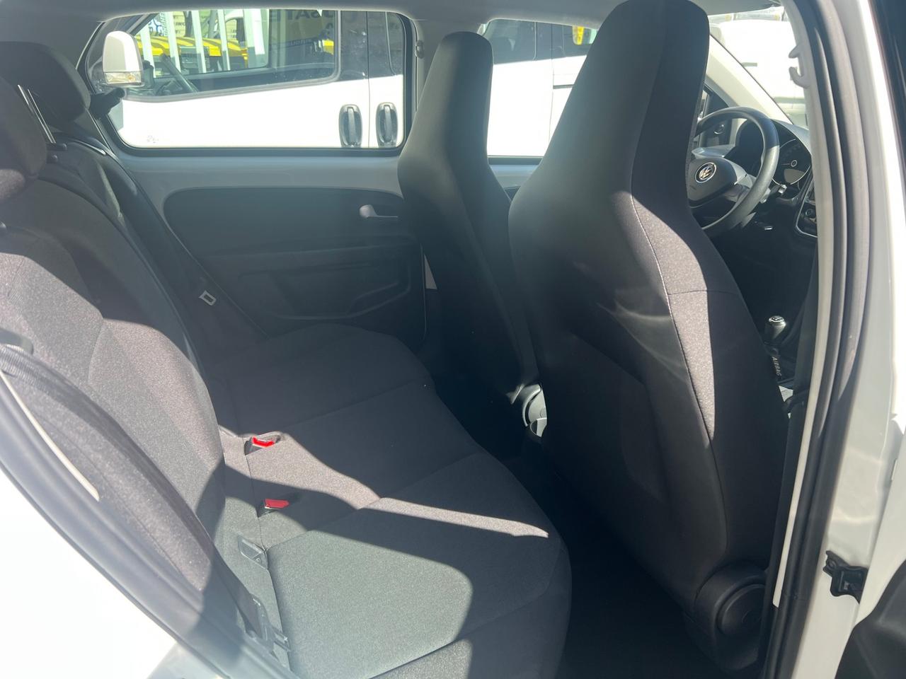Volkswagen up! 1.0 5p. EVO beats BlueMotion Technology