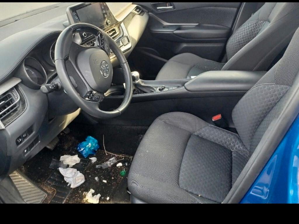 Toyota C-HR 1.8 Hybrid E-CVT Business