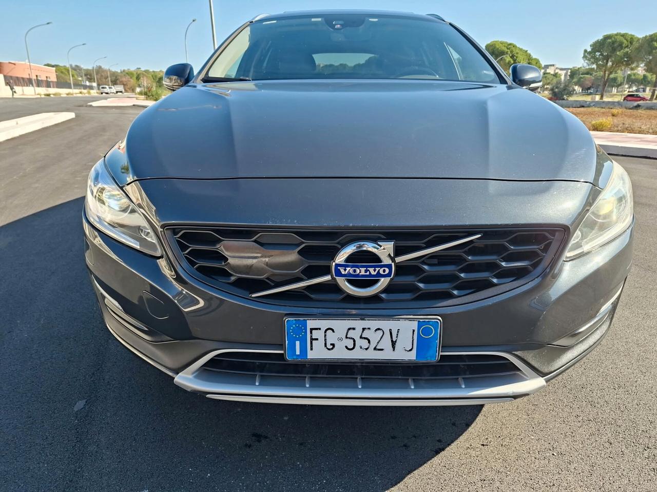 Volvo V60 Cross Country D4 AWD Geartronic Summum