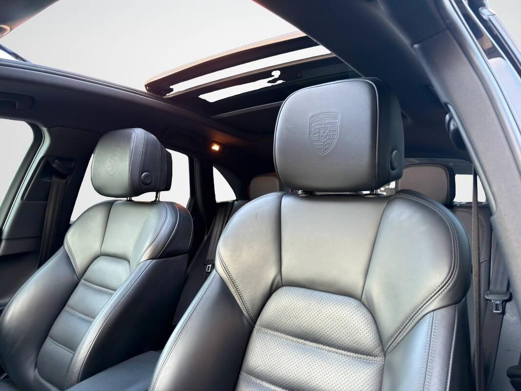 Porsche Macan 2.0 245cv pdk