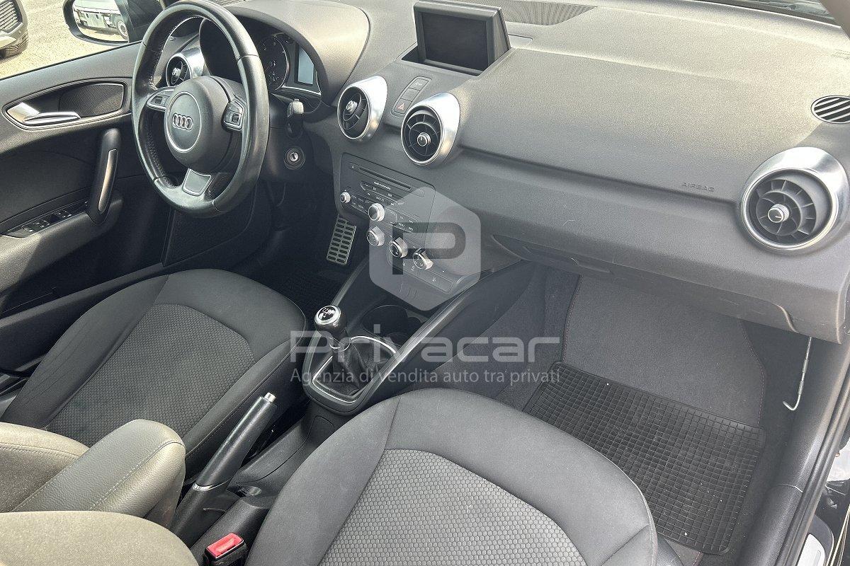 AUDI A1 1.6 TDI S tronic Admired