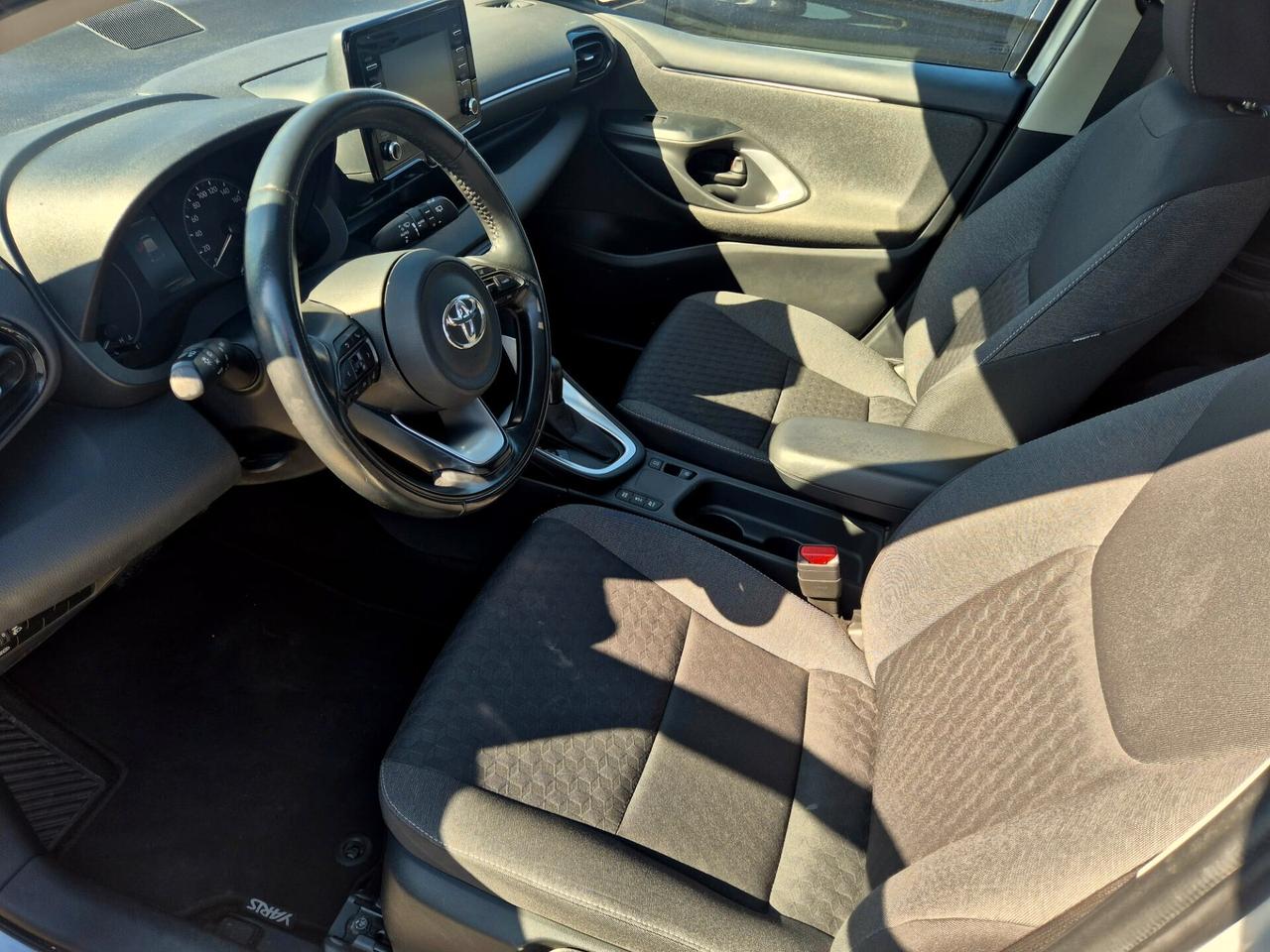 Toyota Yaris 1.5 Hybrid 5 porte Lounge