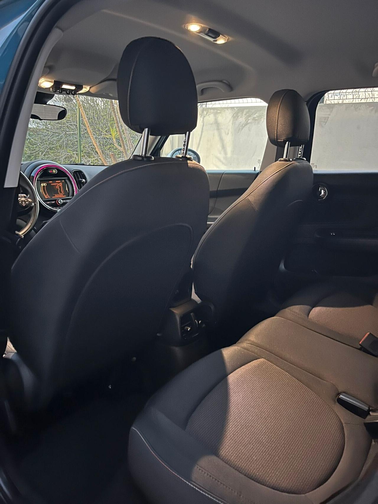 Mini Cooper D Countryman 2.0 Hype