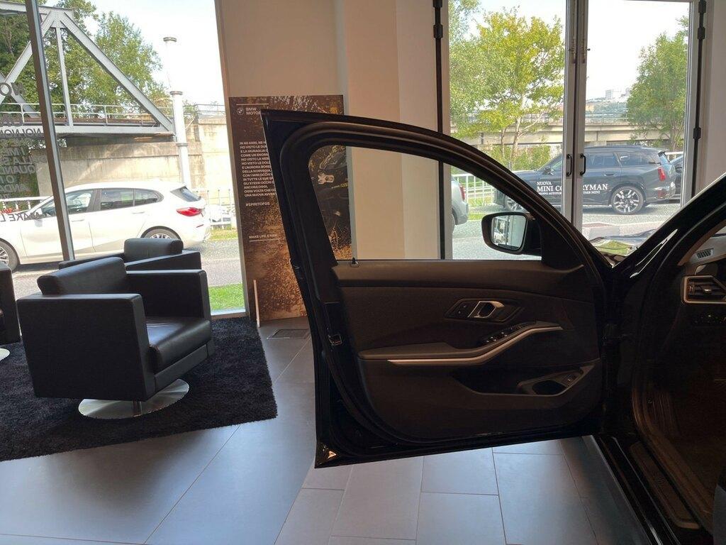BMW Serie 3 Touring 320 d Business Advantage Steptronic