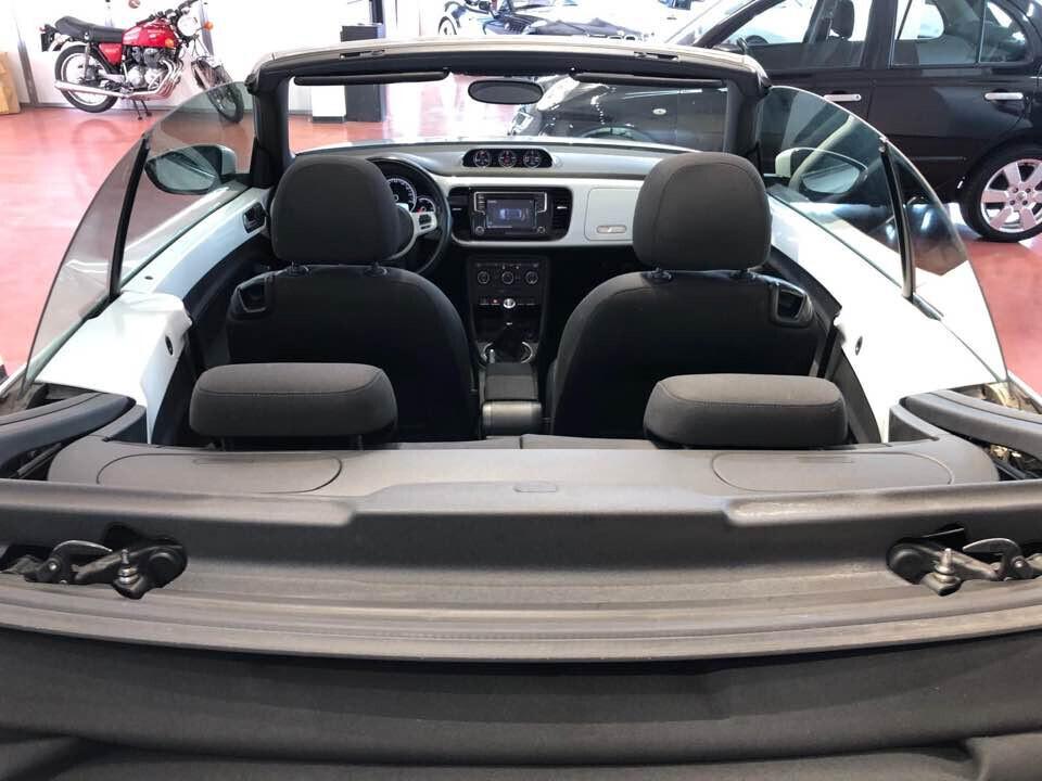 Volkswagen Maggiolino Cabrio 2.0 TDI Design