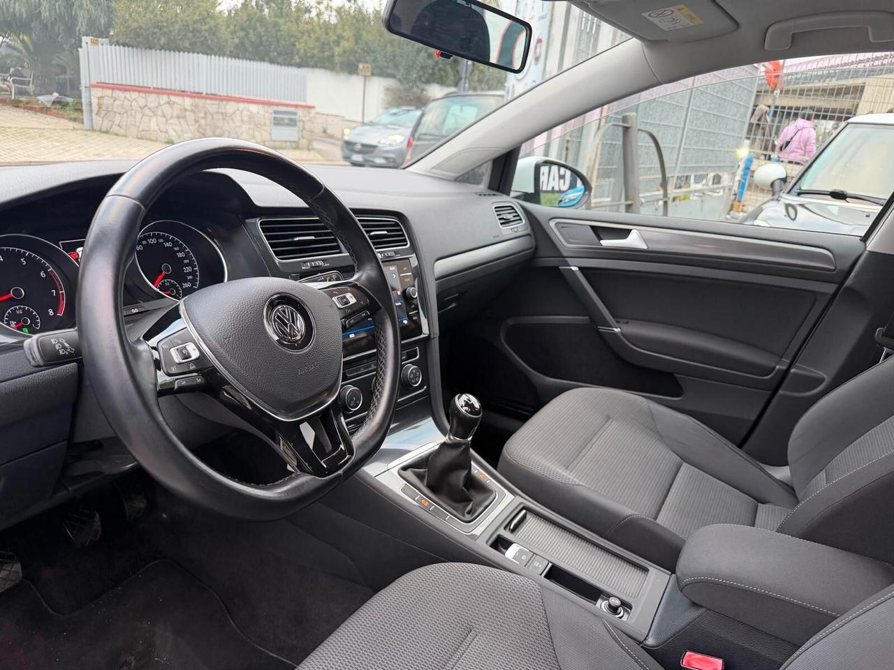 Volkswagen Golf 7.5 1.4 TGI 5p. Highline BlueMotion-2018