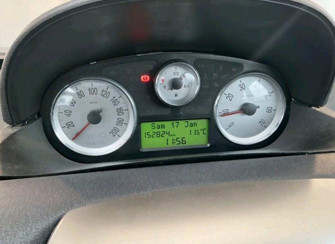 Lancia Ypsilon 1.3 MJT 75 CV(neopatentati)