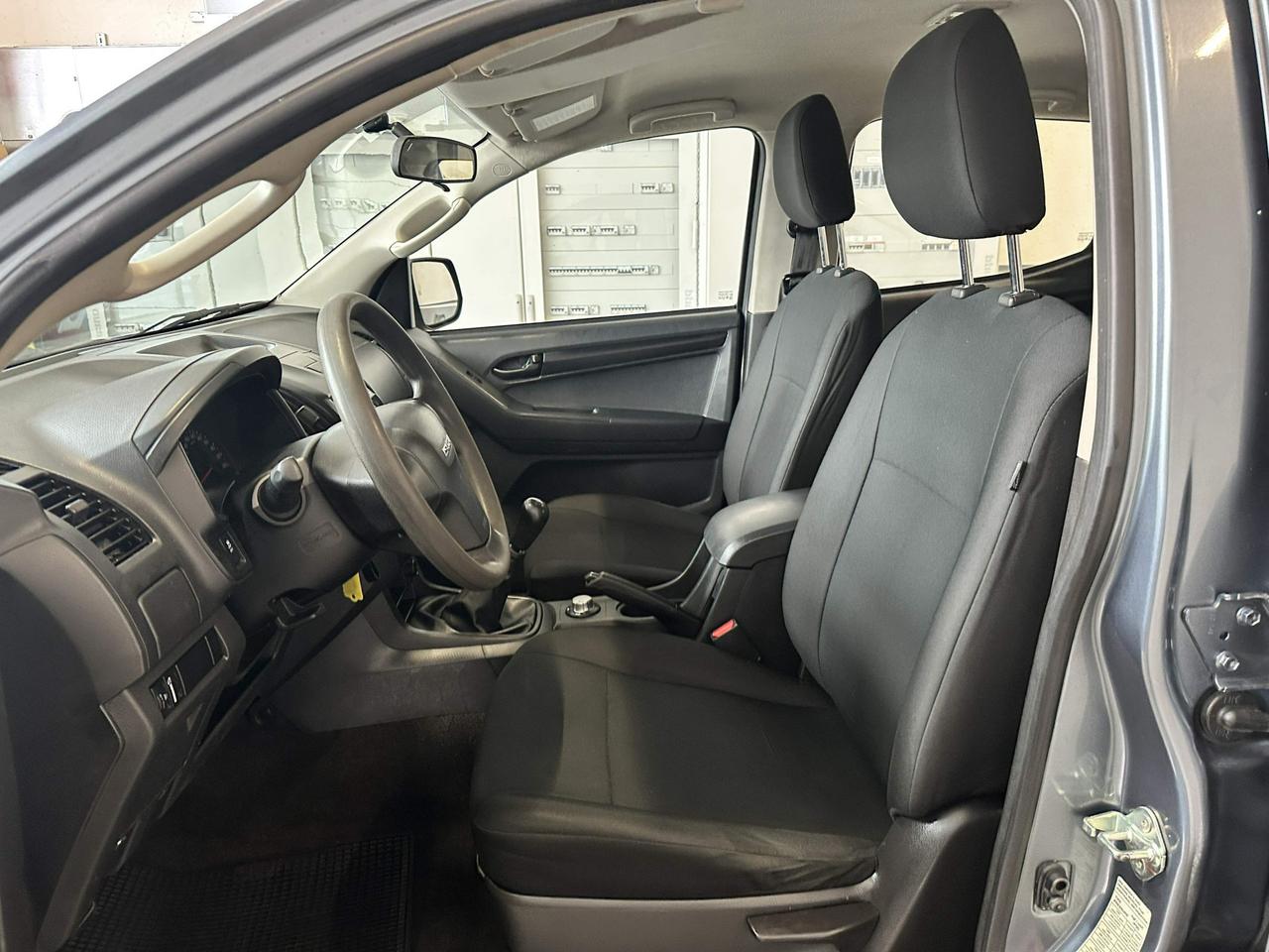 Isuzu Double Cab 2.5d 163cv 6m