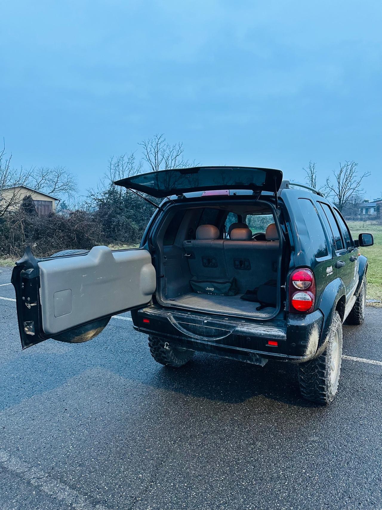 Jeep Cherokee 2.8 CRD Limited