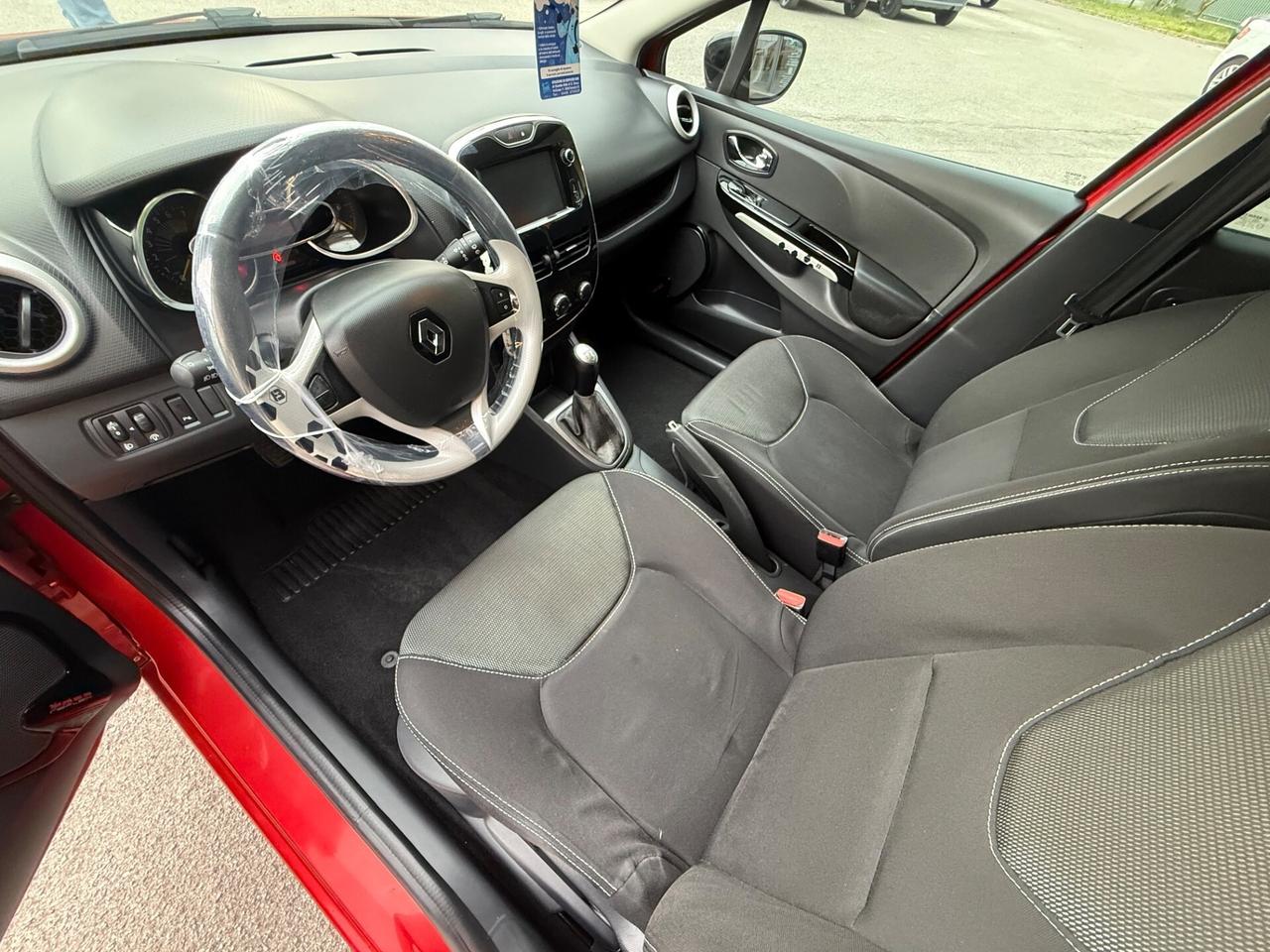 Renault Clio 1.2 75CV 5 porte- Neopatentati