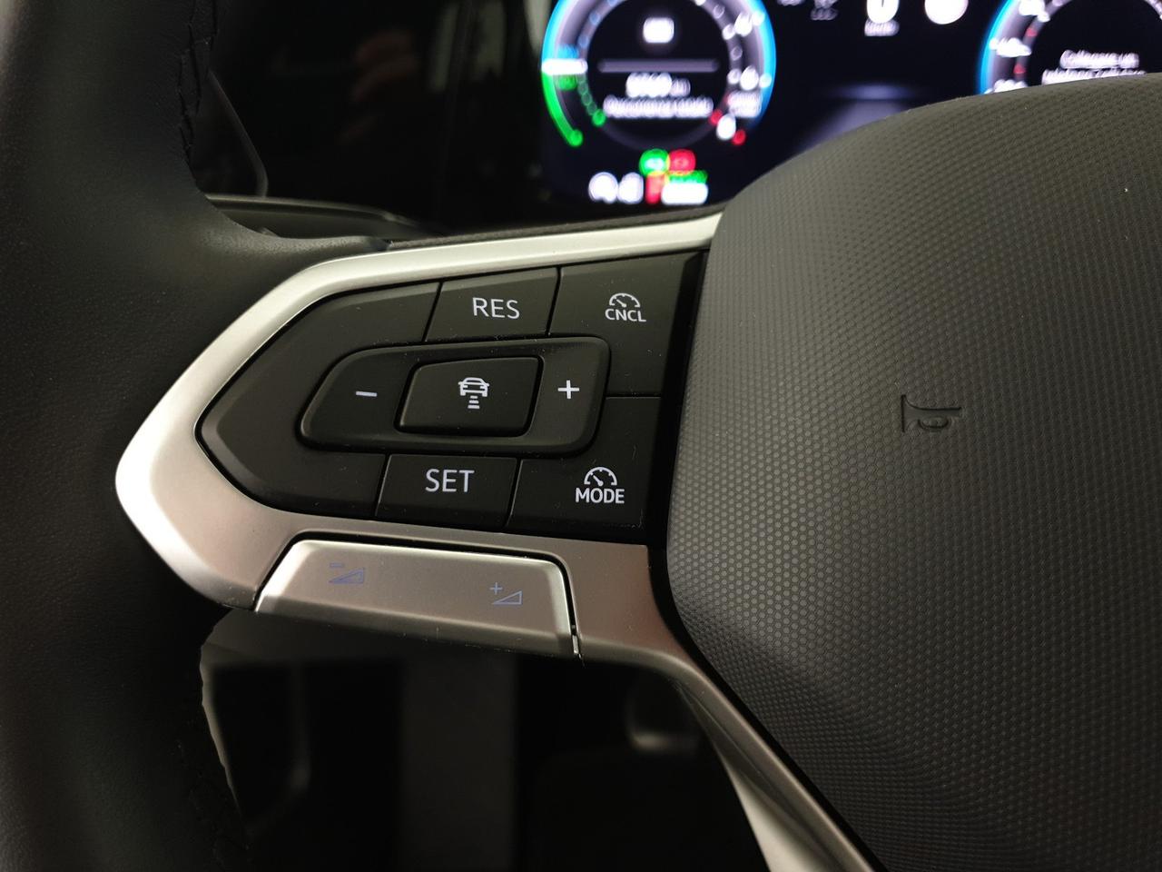 Volkswagen Golf 1.5 tsi ehybrid style 204cv dsg