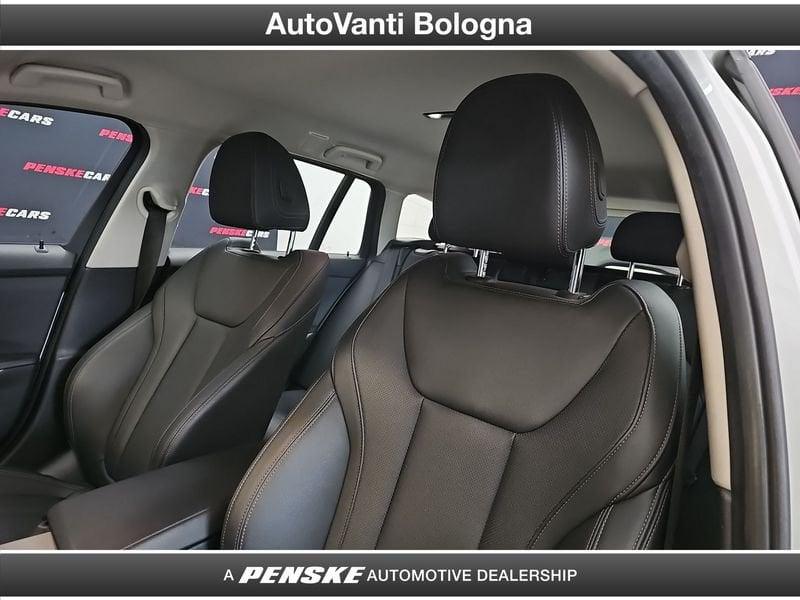 BMW Serie 3 320d Touring Xdrive mhev 48V auto