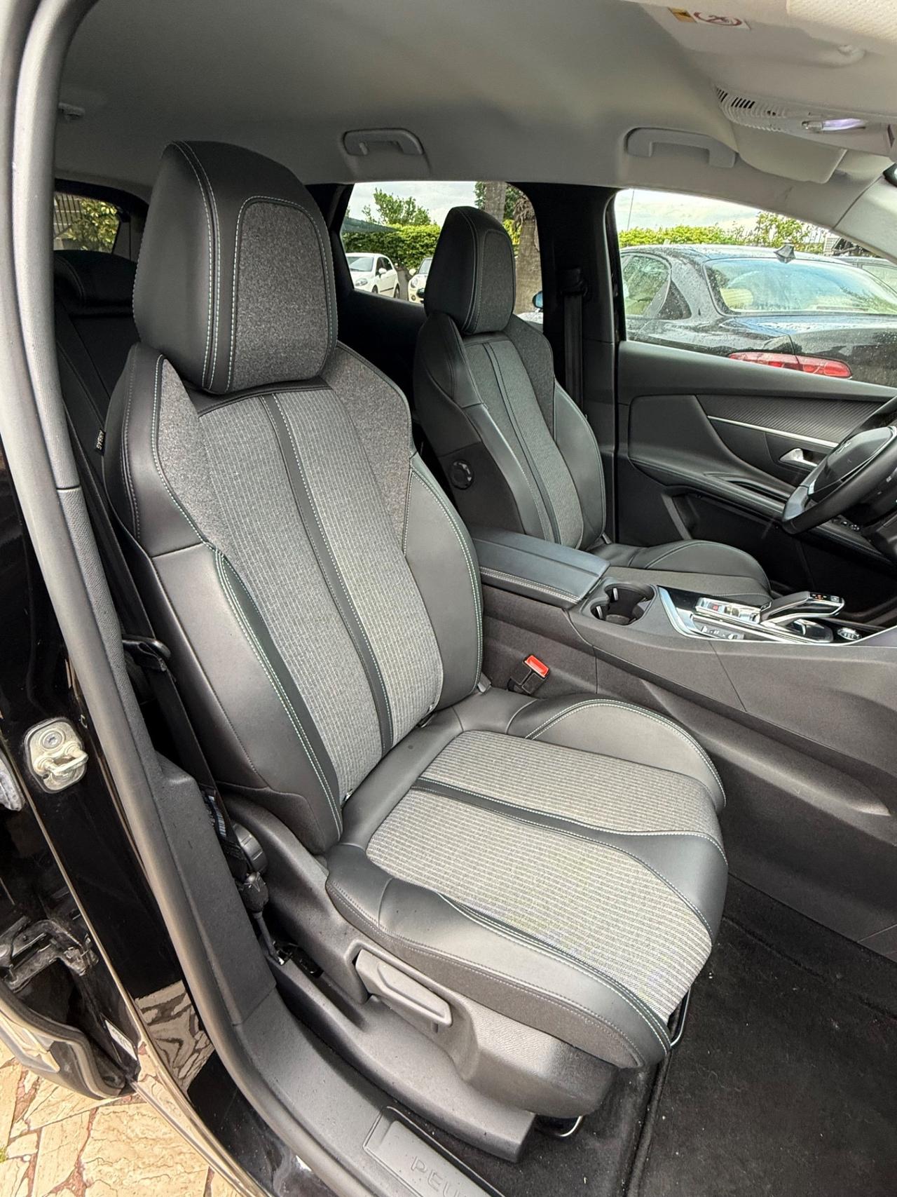 Peugeot 3008 BlueHDi 130 S&S Allure