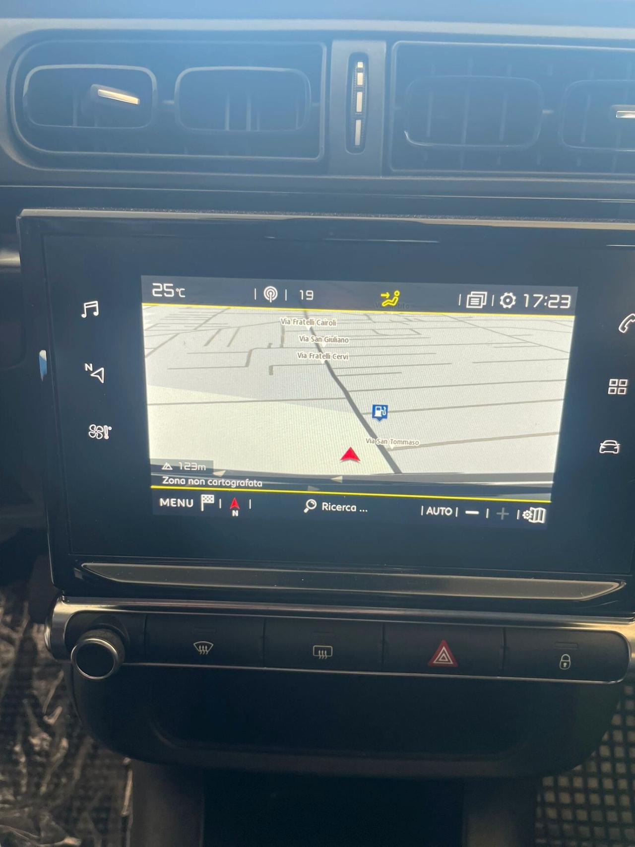 CITROEN C3 2019 NAVIGATORE, COMANDI AL VOLANTE....