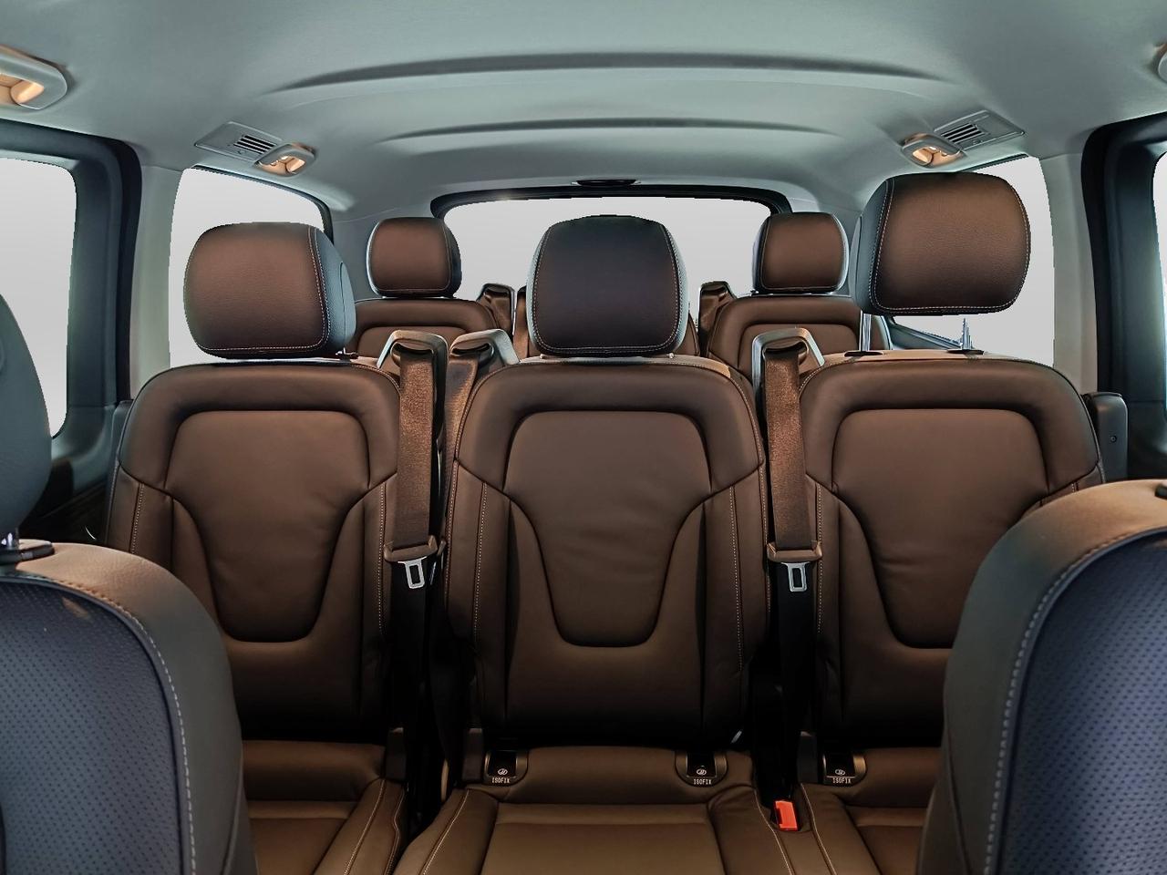 Mercedes-Benz Classe V - W447 2019 Extralong - V Extralong 300 d Premium 4matic auto