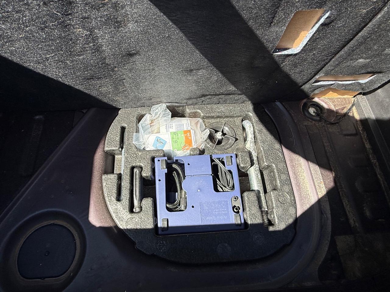 Opel Adam 1.2 70 CV Slam