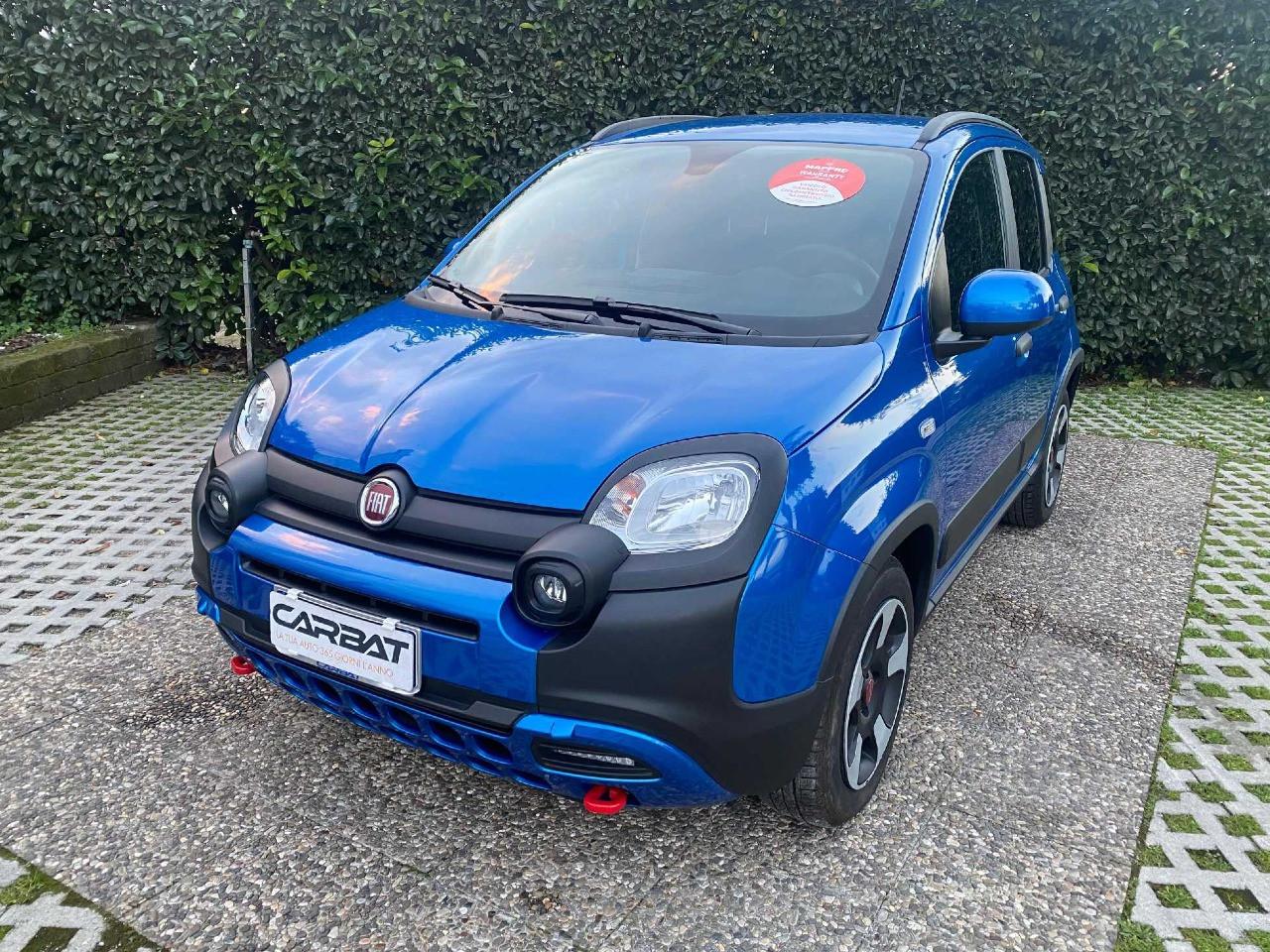 FIAT Panda 1.0 firefly hybrid Cross s&s 70cv 5p.ti