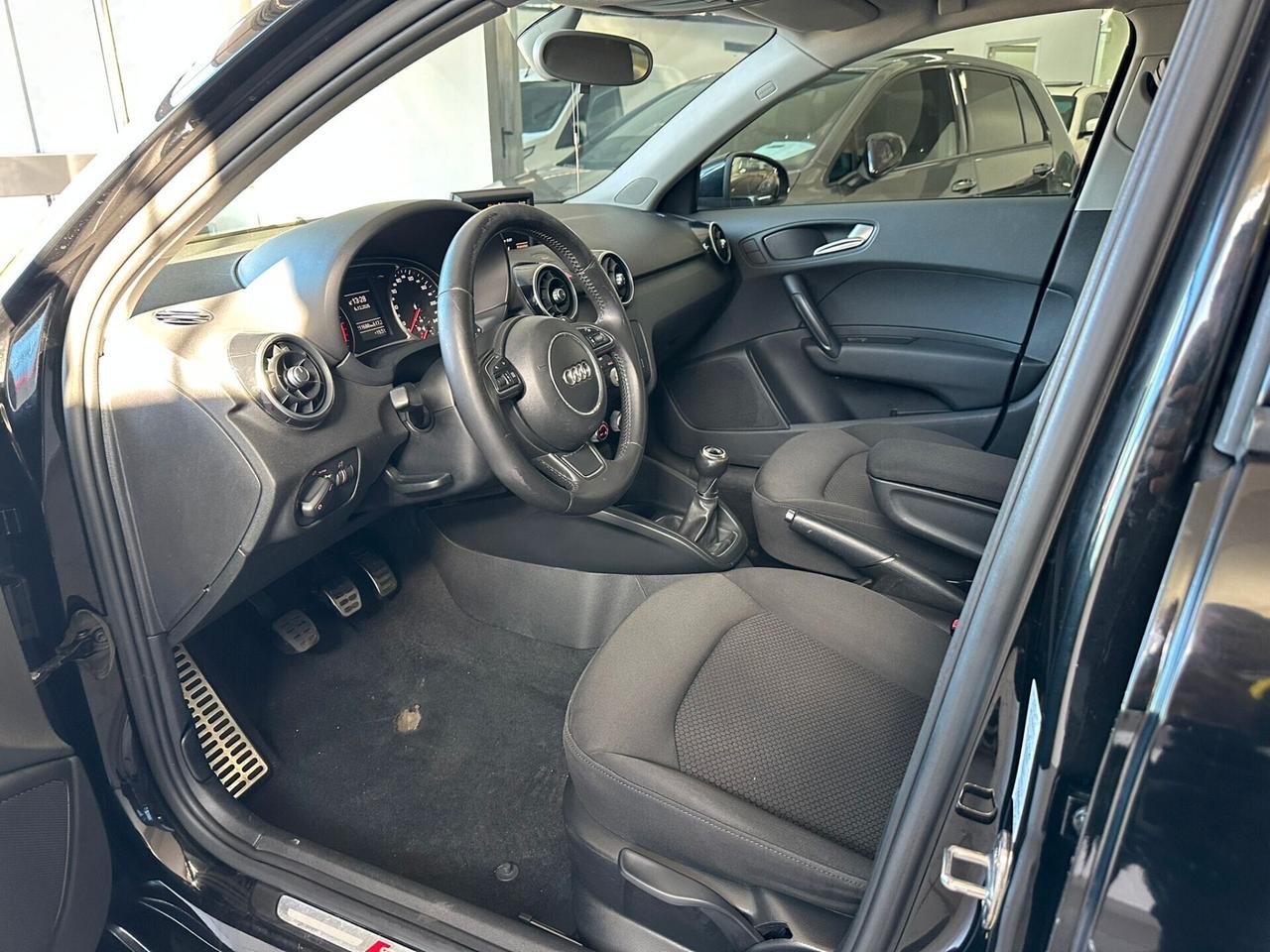 Audi A1 Sportback 1.6 TDI 90cv Sline FULL LED