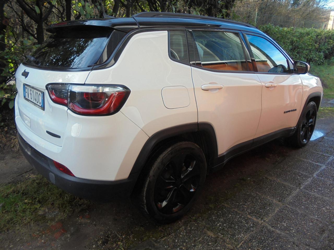 Jeep Compass 1.4 MultiAir 2WD Night Eagle con gancio traino estraibile