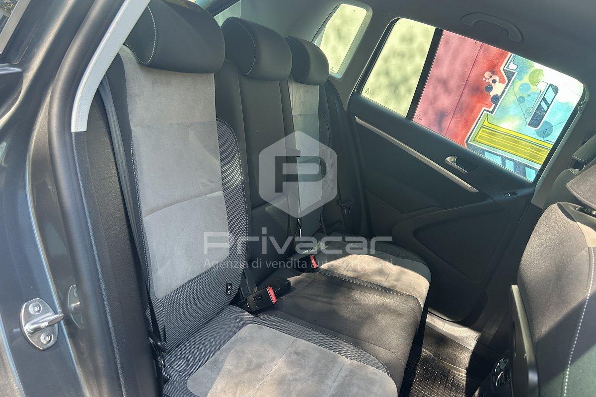 VOLKSWAGEN Tiguan 2.0 TDI 140 CV Business Sport & Style BlueMot. Tech.