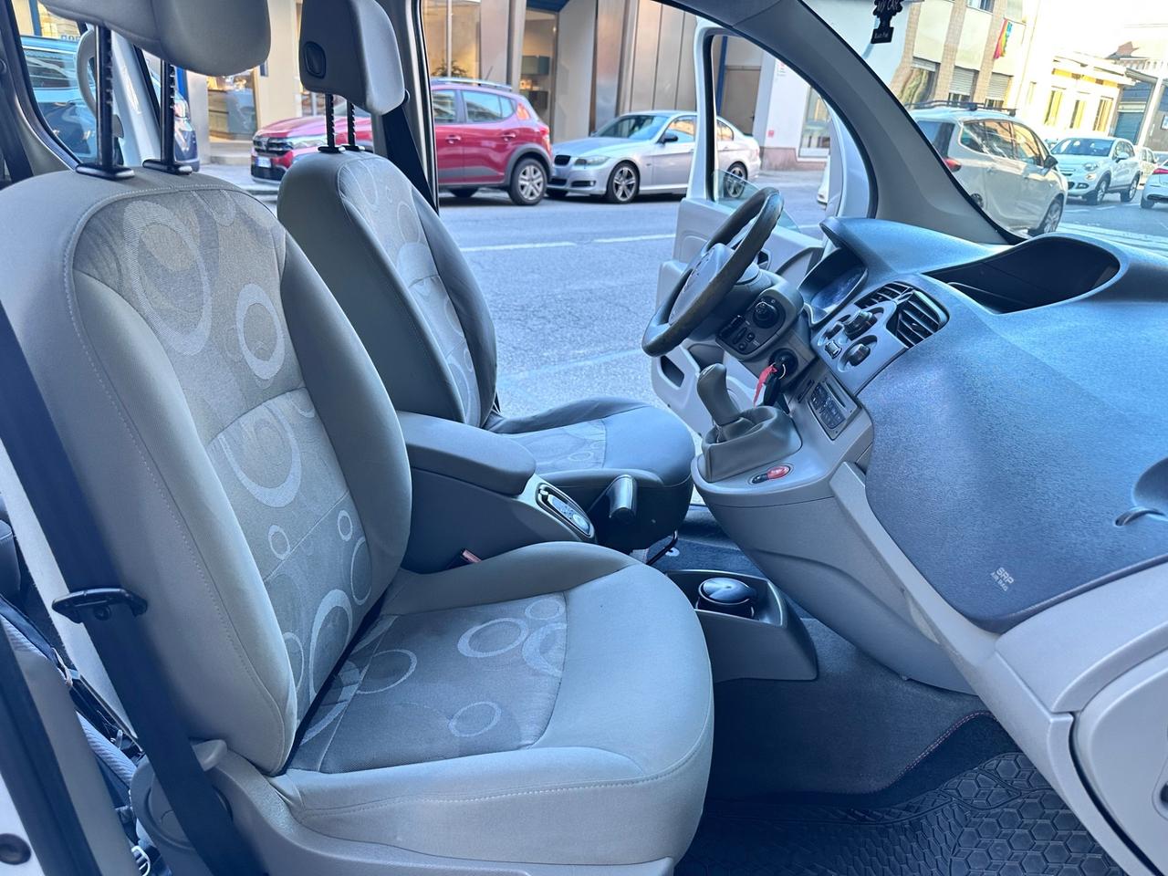 Renault Kangoo 1.6 105CV 5 porte Benzina/GPL fino 2030