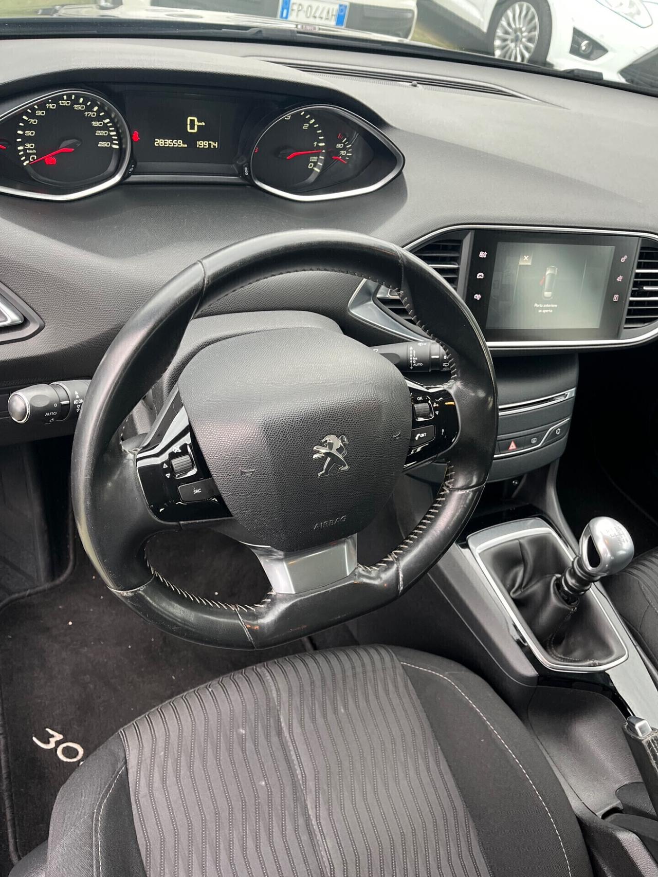 Peugeot 308 1.6 HDi 92 CV Access