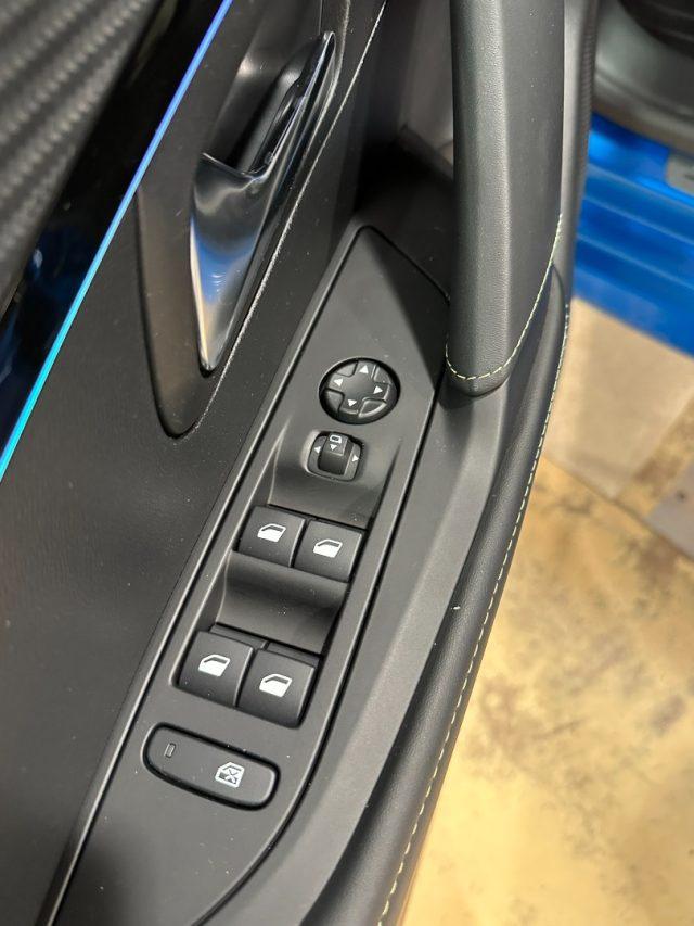 PEUGEOT 208 PureTech 100 GT - LED-17"-Camera-Carplay-Pack Luci