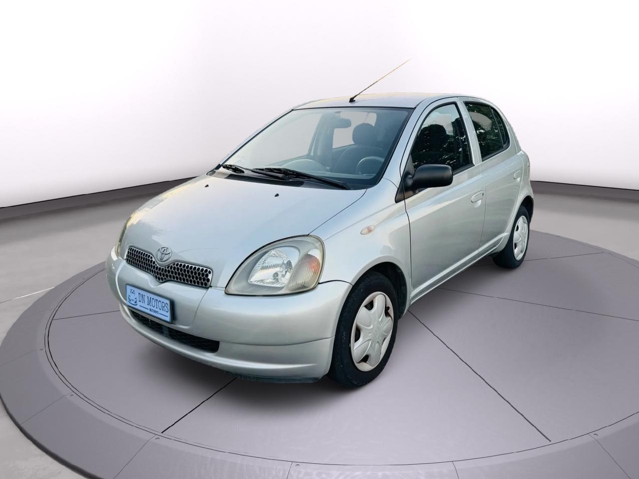 Toyota Yaris 1.0 benzina 2004 88.000km ottimo stato