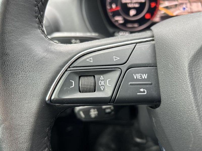 Audi Q2 35 TFSI S-Tronic Business Advanced NAVI+FULL LED+CAMERA