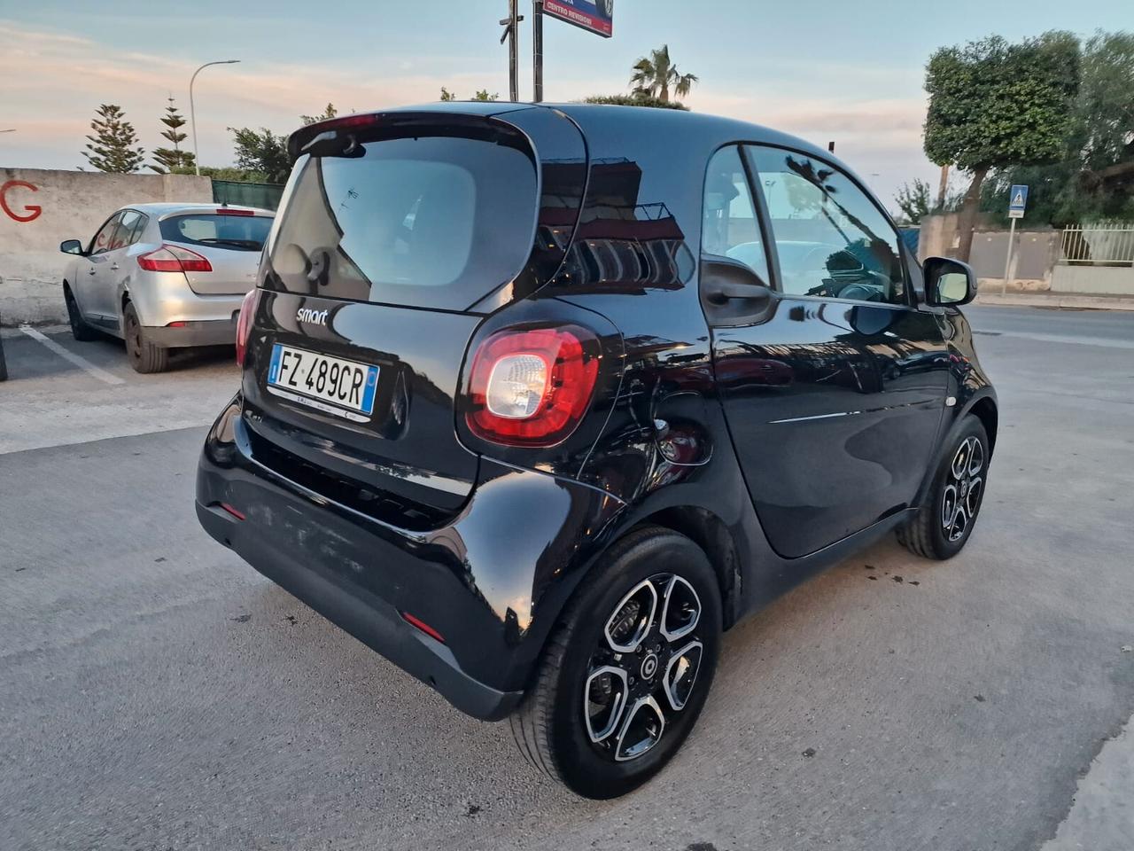 Smart Fortwo EQ Eletric Pure