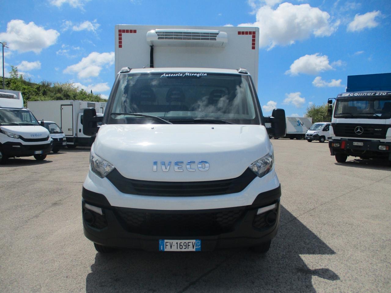 Iveco Daily 35C15 3000 150CVE6 GANCIERE CARNE APPESA FRC 02/28
