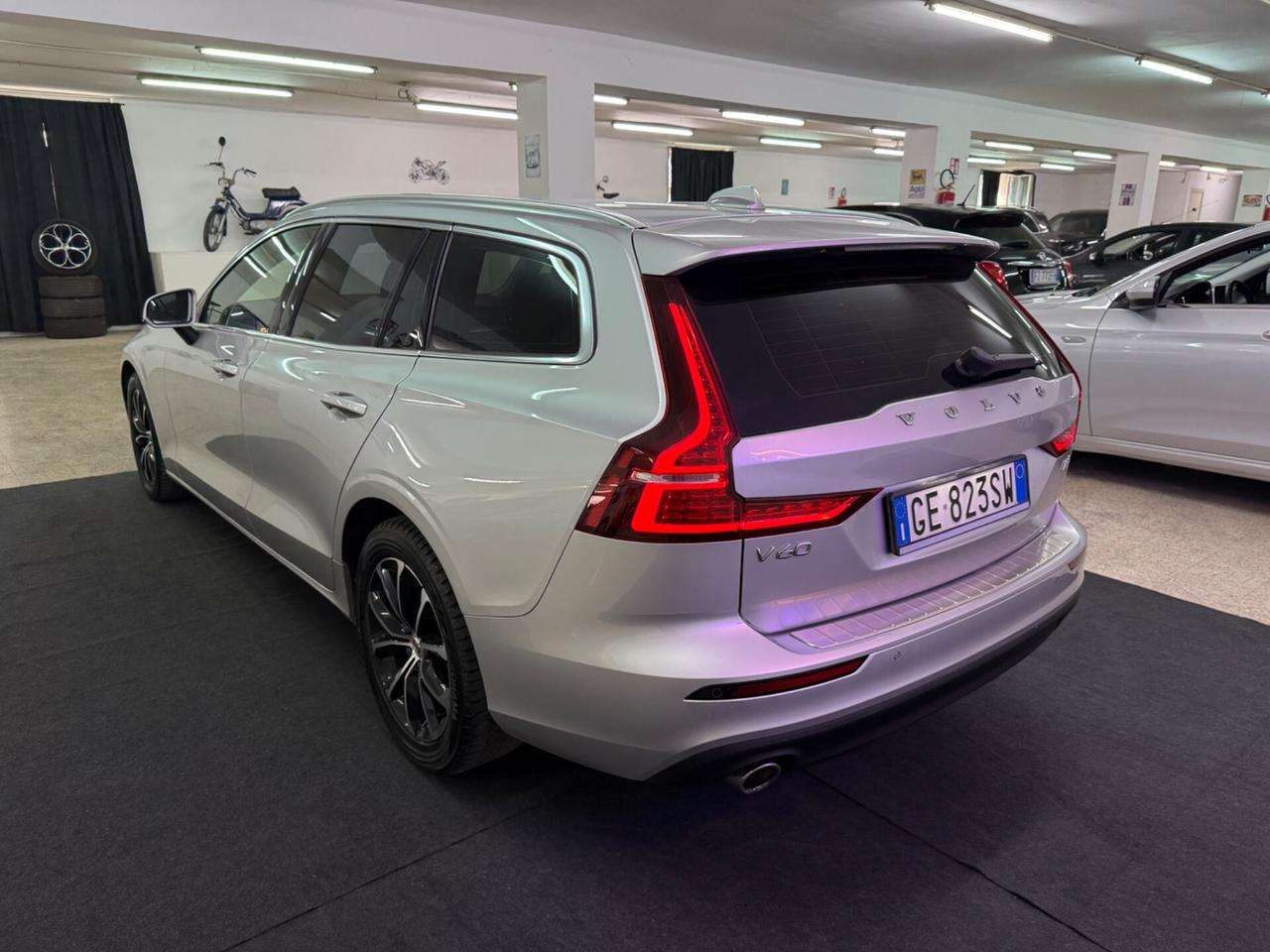 VOLVO V60 2021 B4 Geartronic