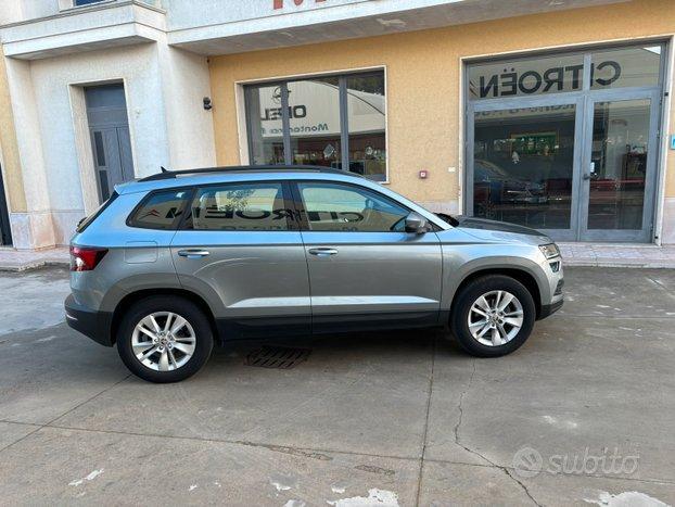 SKODA KAROQ 1.6TDI 116cv DGS FULL LED - 2020