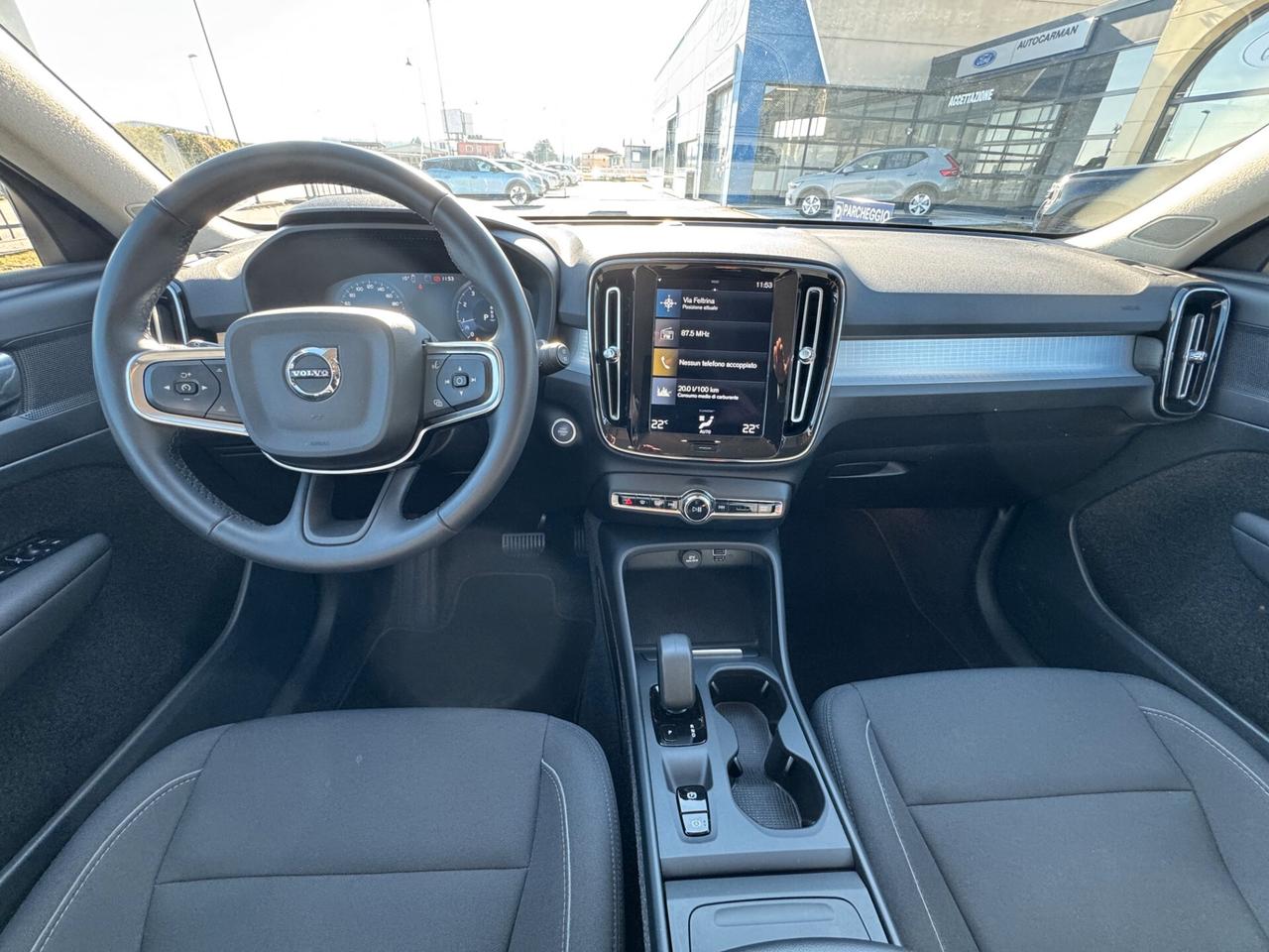 Volvo XC40 T3 Automatica Momentum Pro