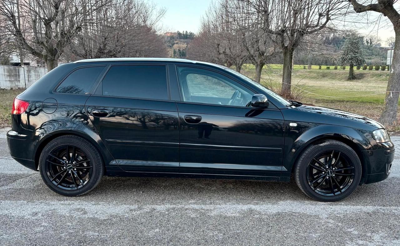 Audi A3 SPB 2.0 TDI Attraction - UNICO PROPRIETARIO