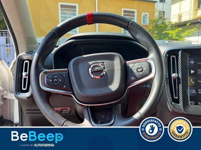 Volvo XC40 2.0 T4 MOMENTUM AWD GEARTRONIC