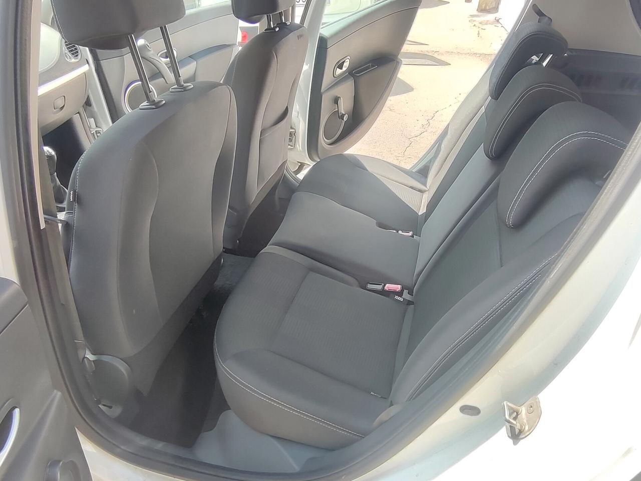 Renault Clio 1.2 BENZINA NAVIGATORE