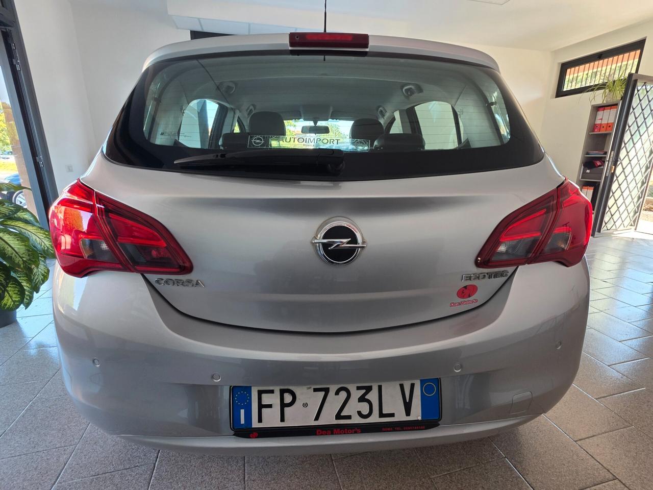 Opel Corsa 1.4 90CV GPL Tech 5 porte Innovation