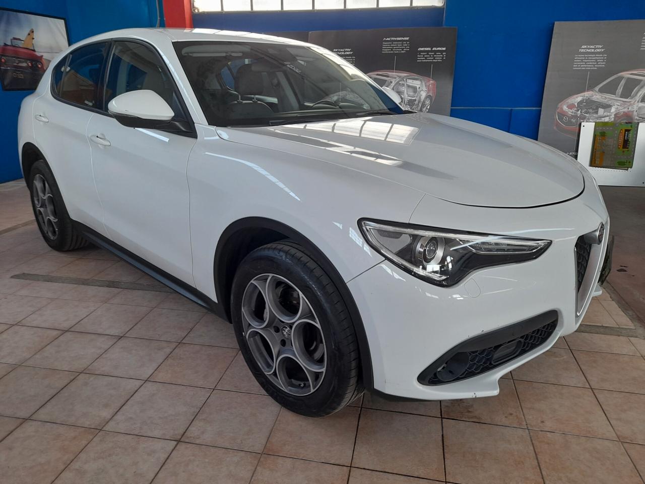 Alfa Romeo Stelvio 2.2 Turbodiesel 180 CV AT8 Q4 Executive