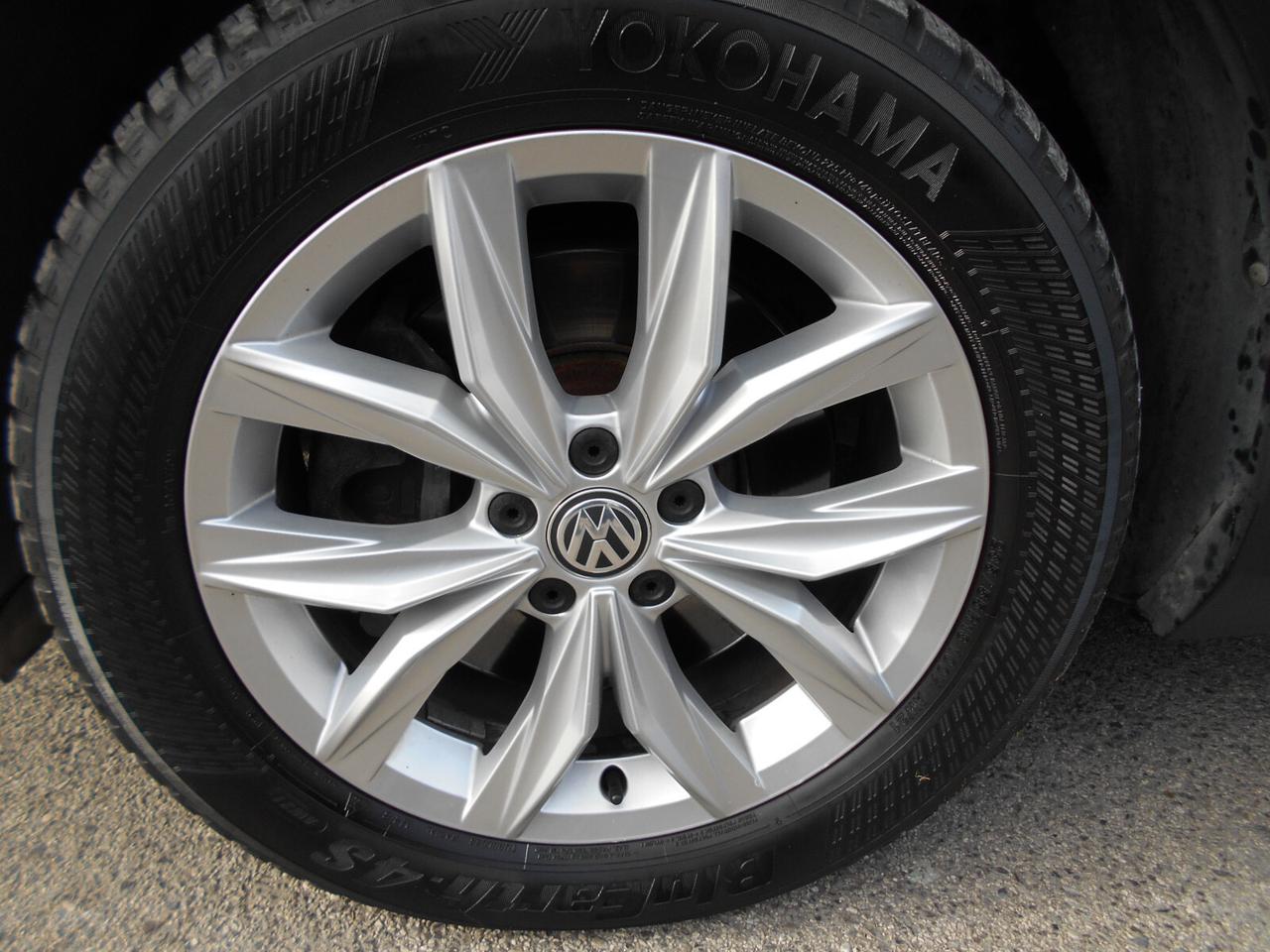 Volkswagen Tiguan 4MOTION ADVANCED BMT