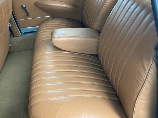 Citroen DS 21 Pallas cambio semiautomatico anno 1968 "cruscotto ad onda bicolore"