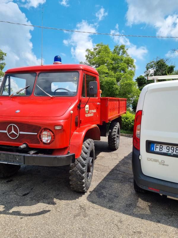 Mercedes Unimog 404 1.U82 404 Unimog 2.2 6 cil. 4x4 Mezzo da lavoro ASI/CRS