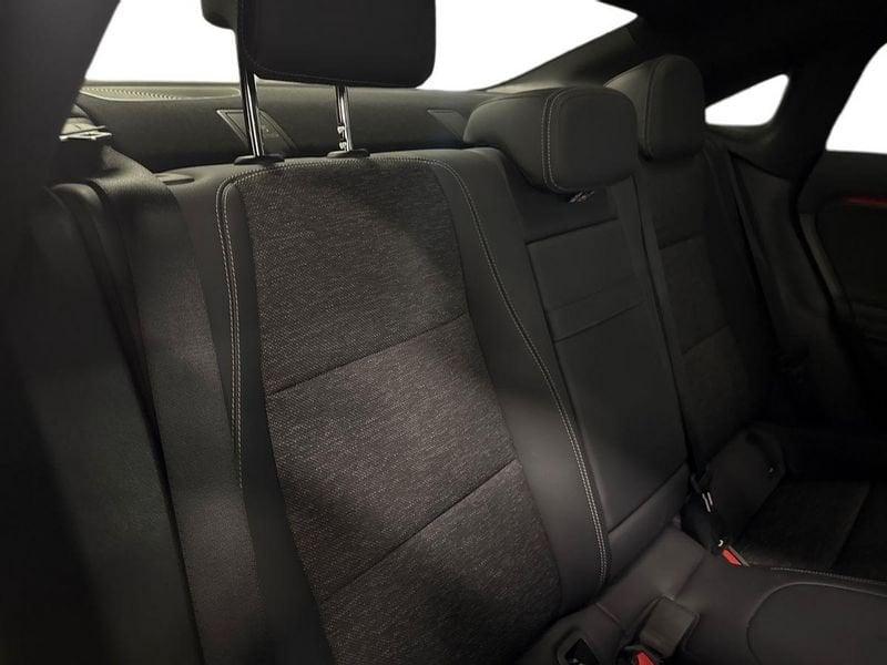 Mercedes-Benz CLA 220 Premium Plus auto