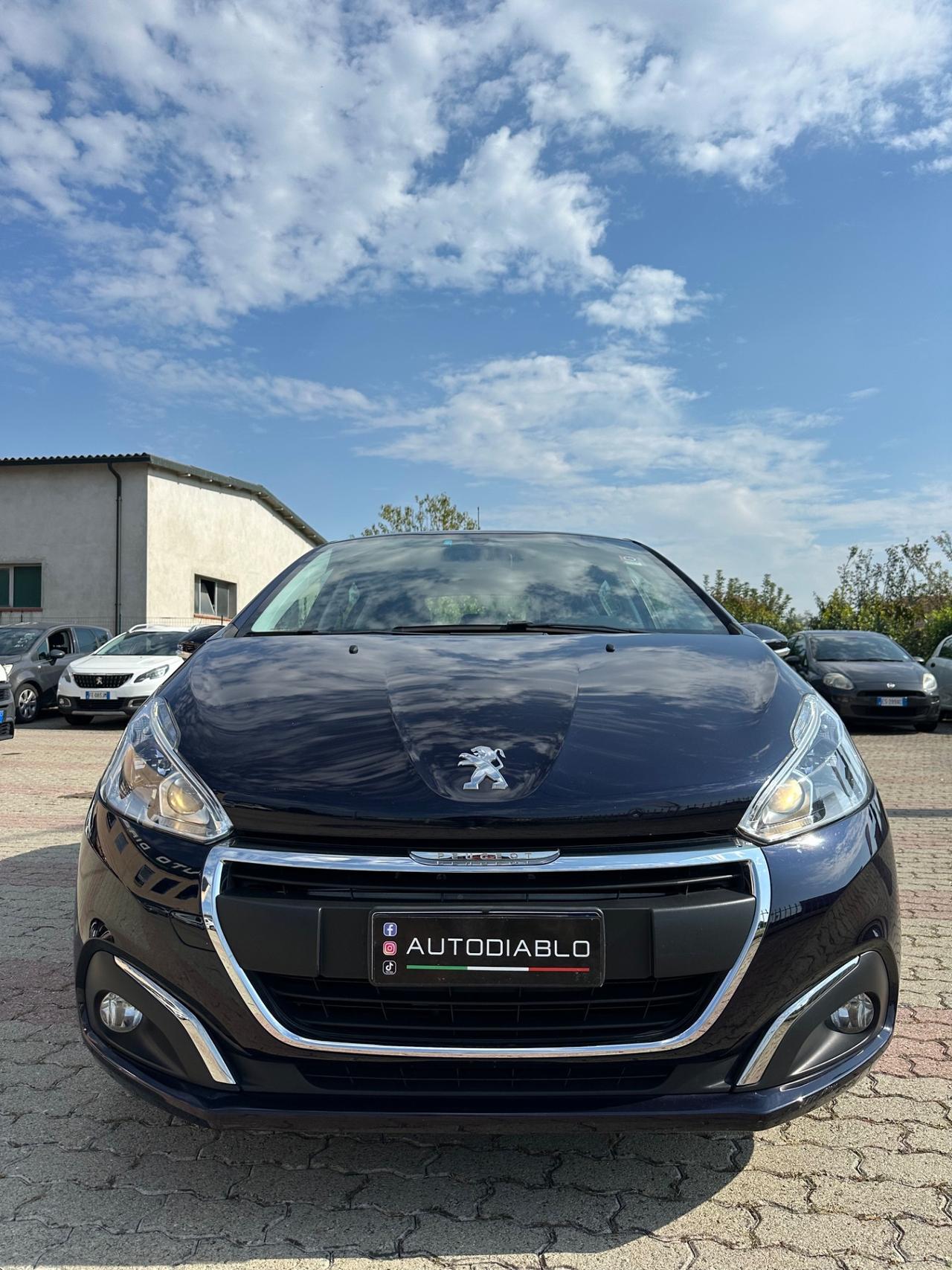Peugeot 208 PureTech 82 5 porte Allure