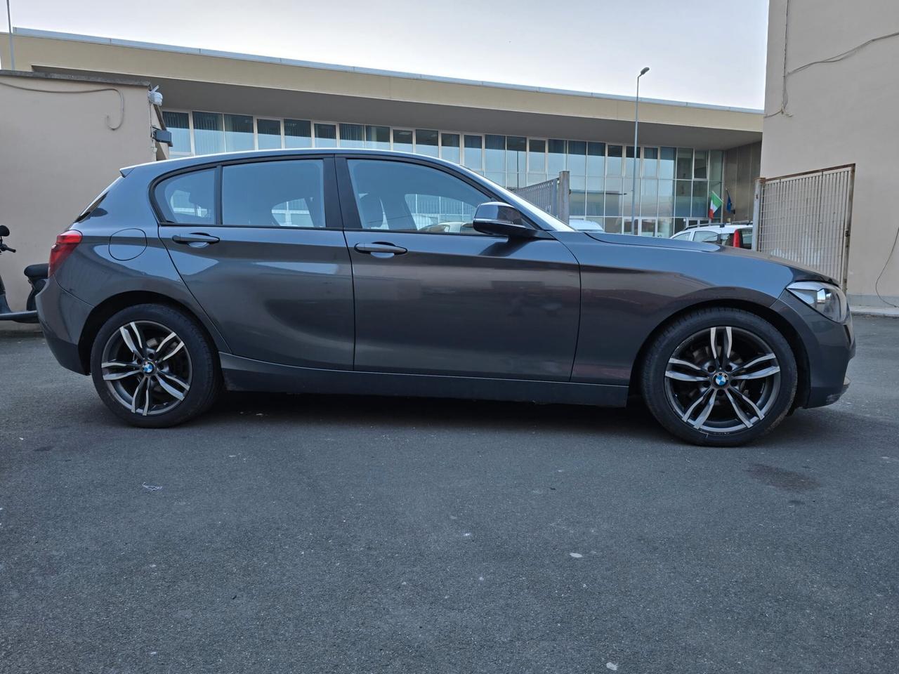 Bmw 116 116d 5p. Efficient Dynamics Urban