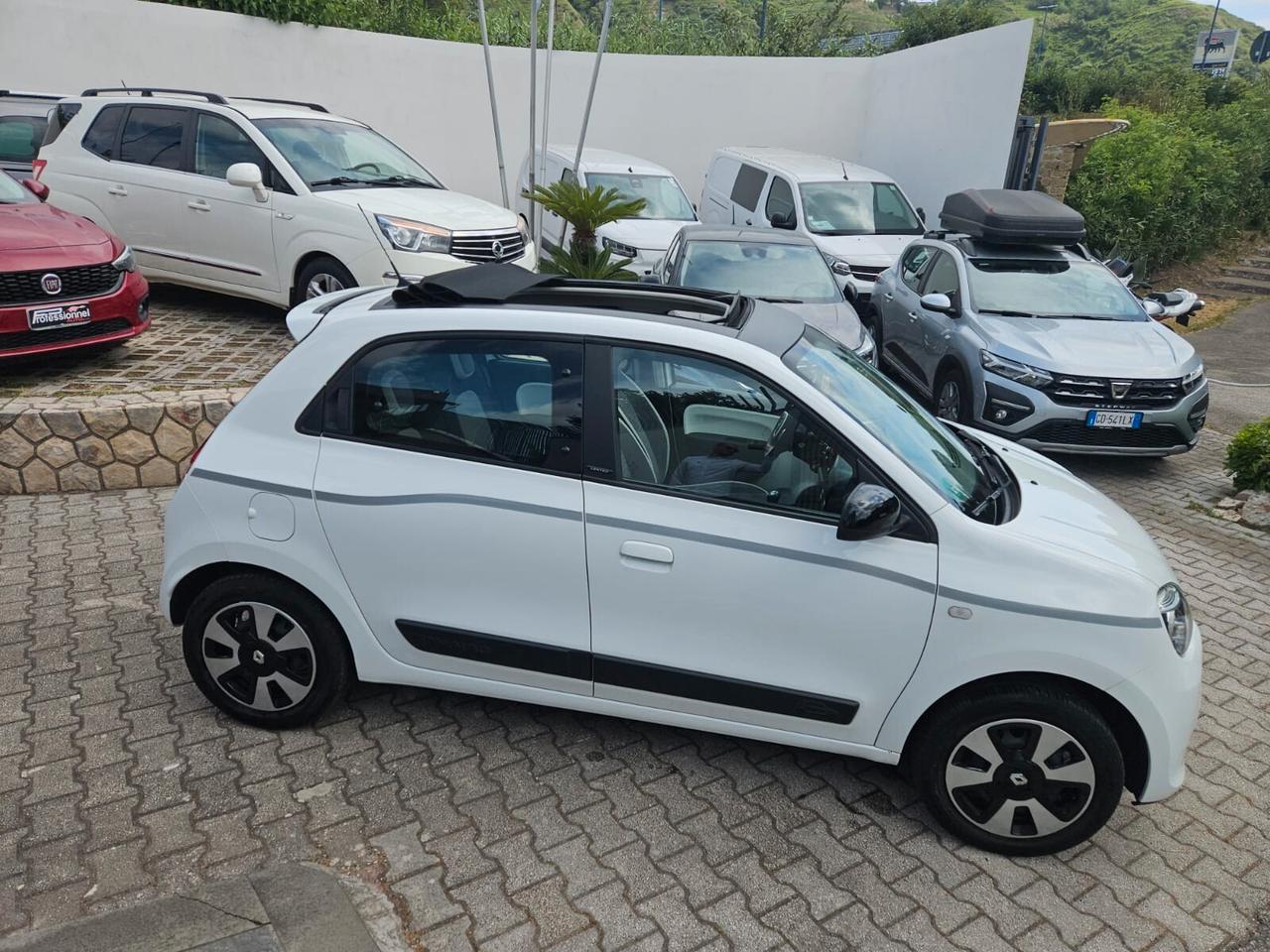 Renault Twingo SCe Limited
