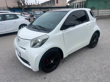 Toyota iQ 1.4 DIESEL