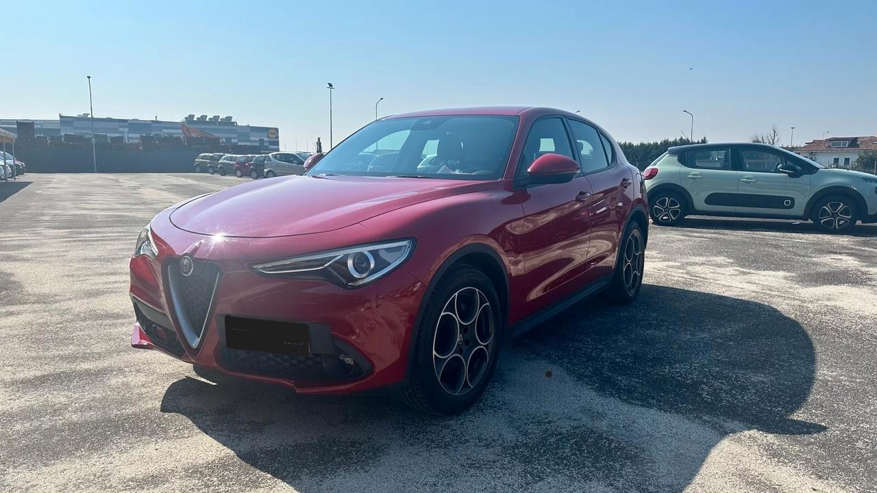 Alfa Romeo Stelvio 2.2 Turbodiesel 150 CV AT8 RWD Business